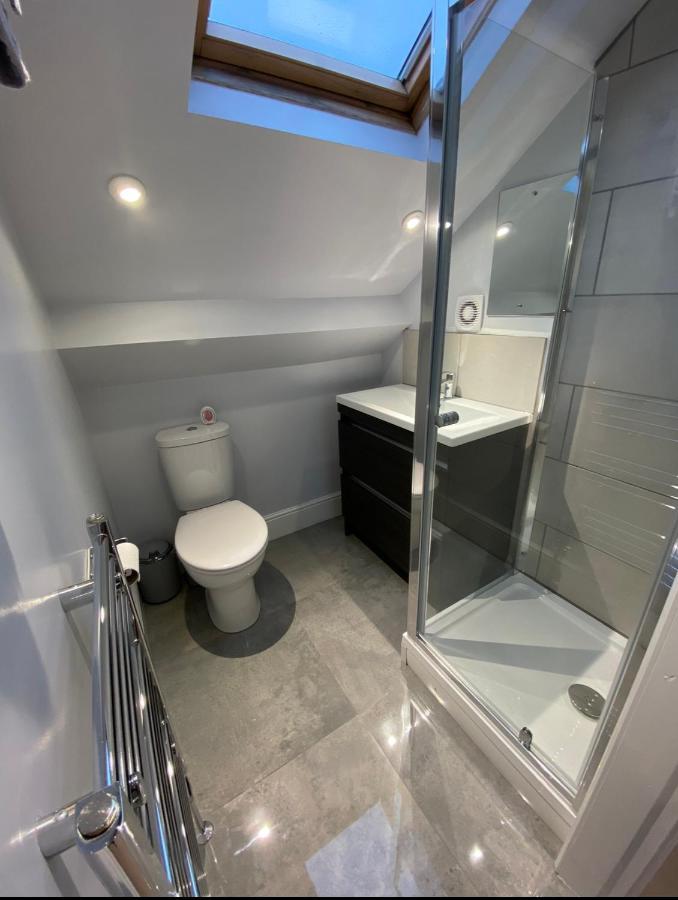 Private & Modern En-Suite Rooms Town Centre Self Check-In Barnsley Esterno foto