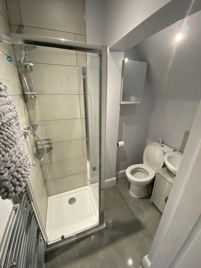 Private & Modern En-Suite Rooms Town Centre Self Check-In Barnsley Esterno foto