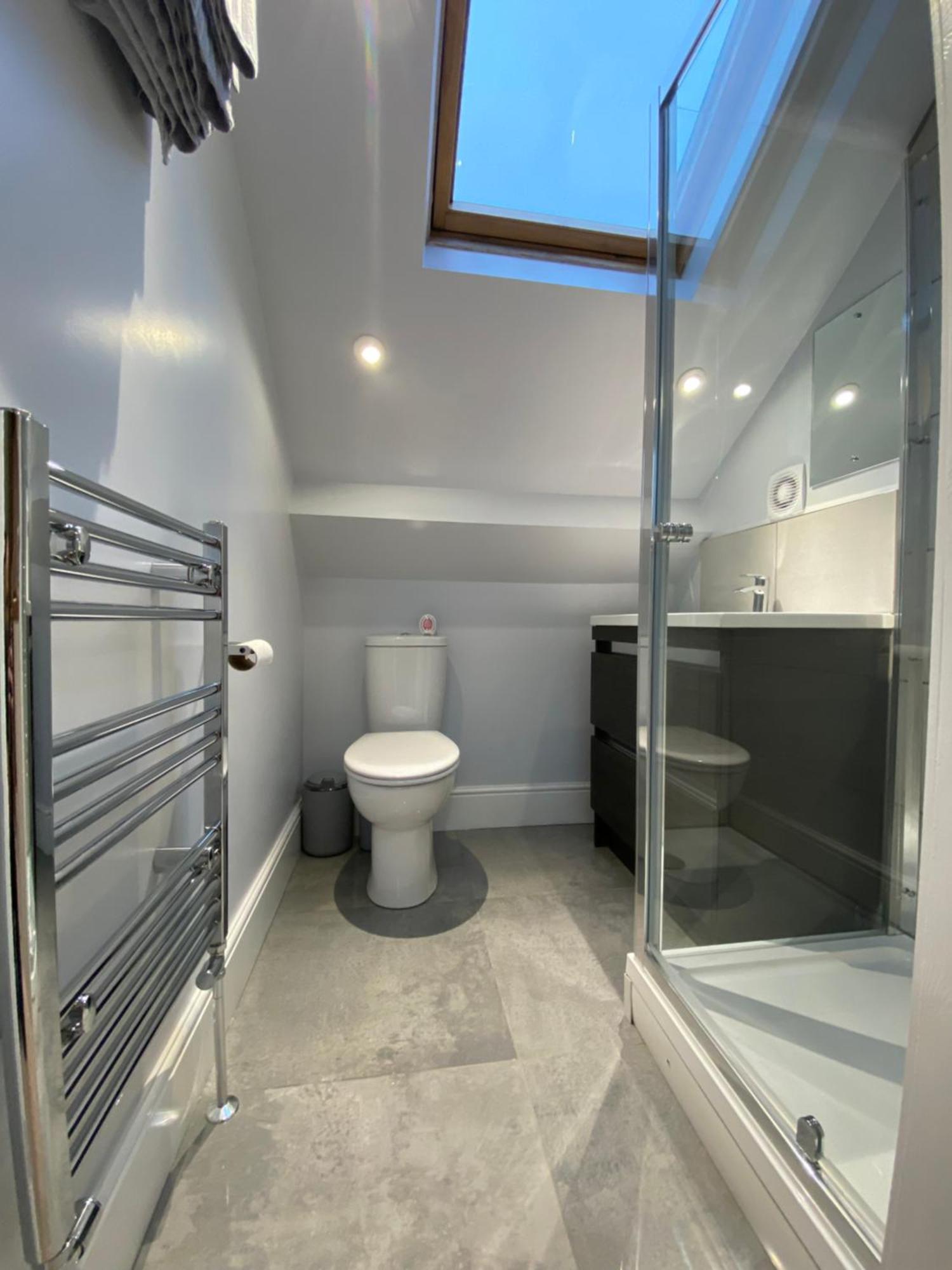 Private & Modern En-Suite Rooms Town Centre Self Check-In Barnsley Esterno foto