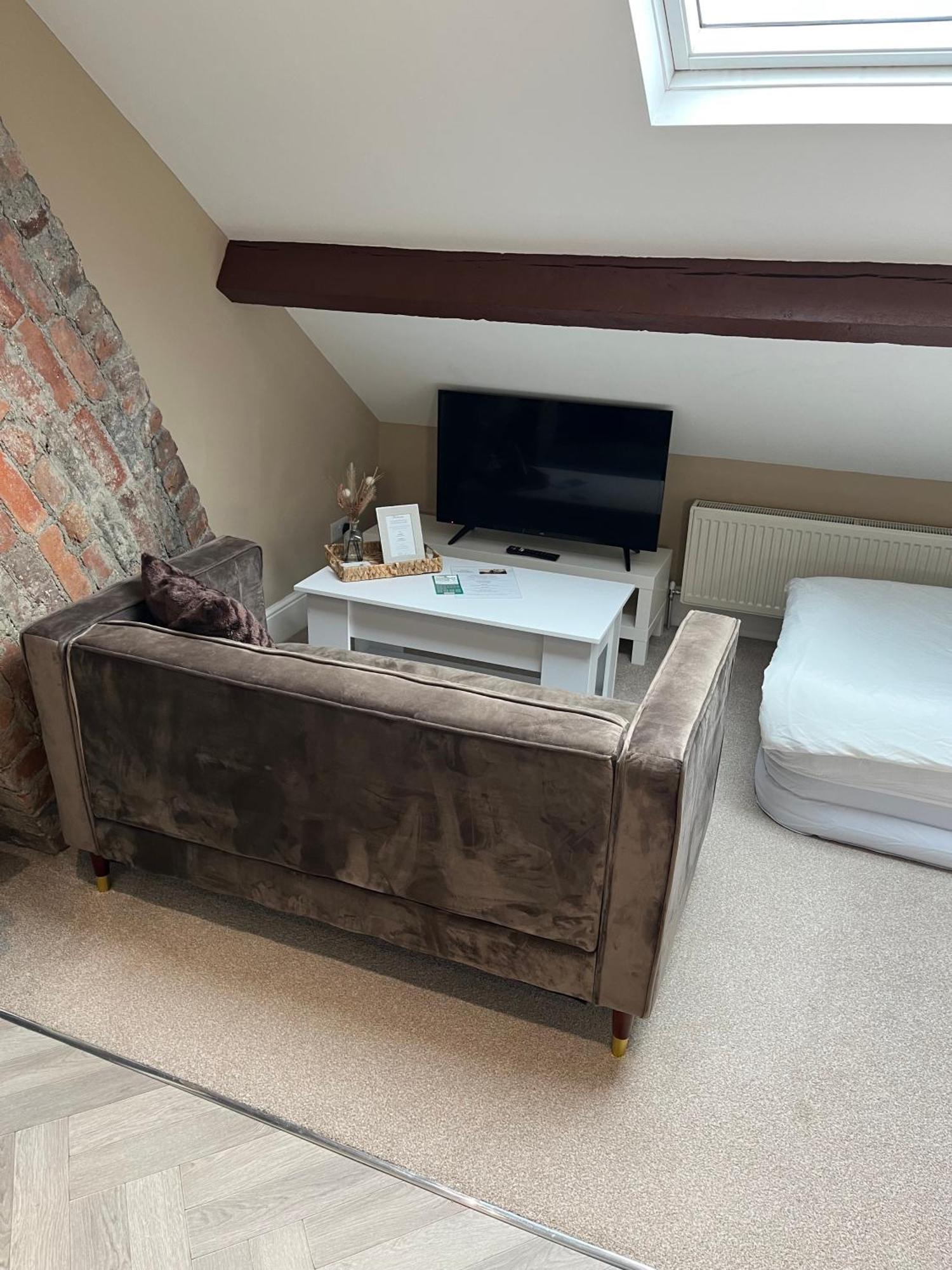 Private & Modern En-Suite Rooms Town Centre Self Check-In Barnsley Esterno foto