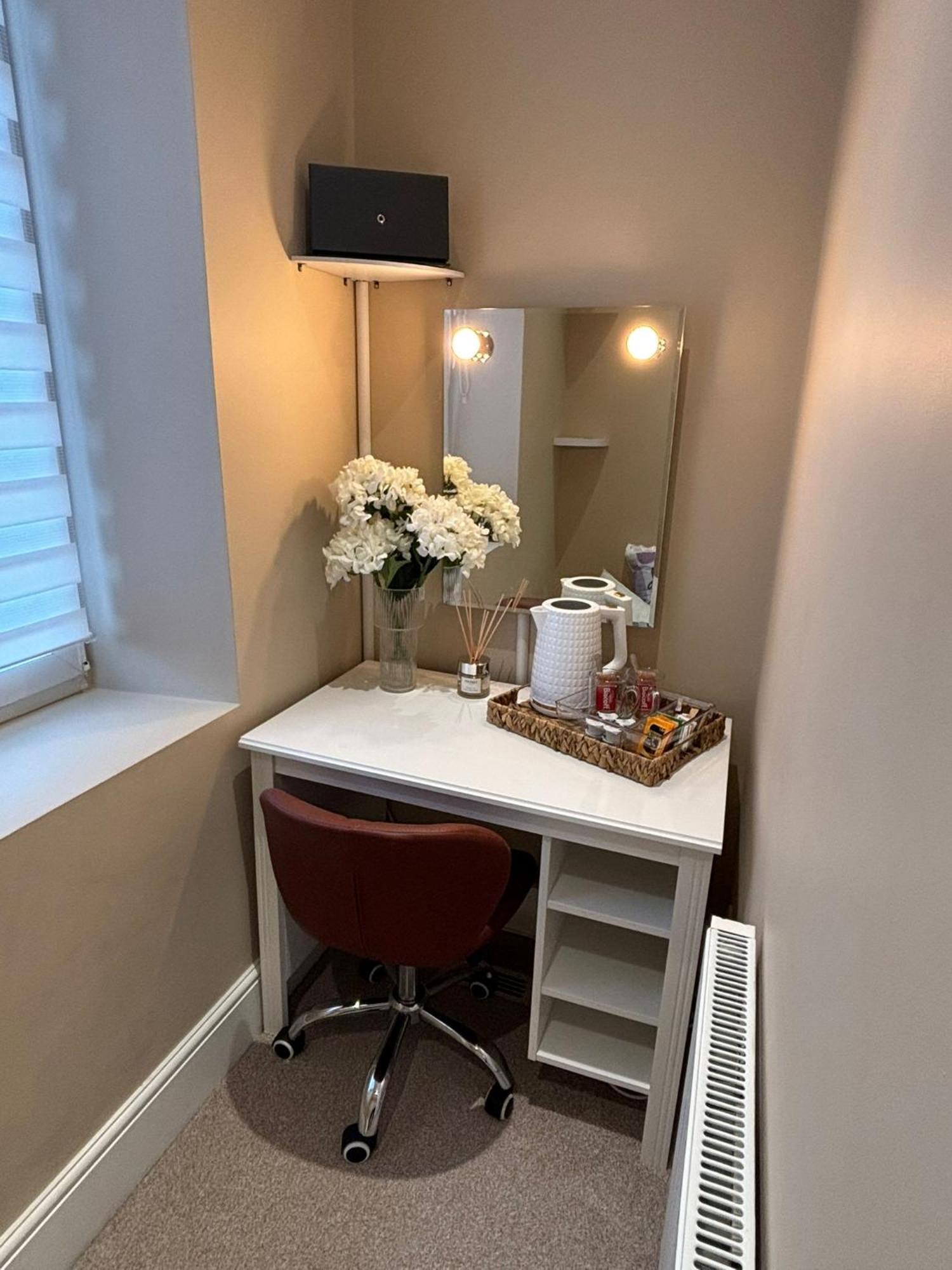 Private & Modern En-Suite Rooms Town Centre Self Check-In Barnsley Esterno foto