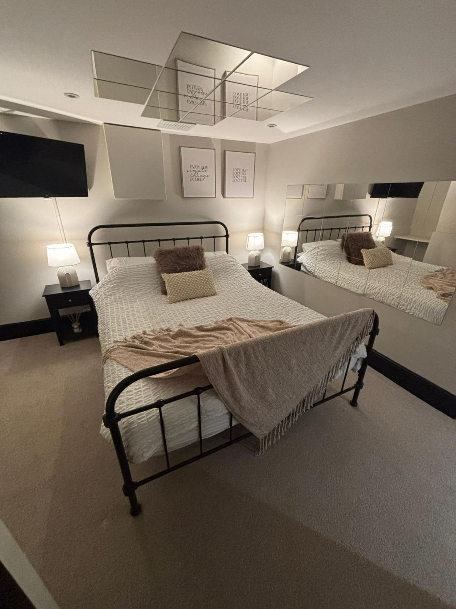 Private & Modern En-Suite Rooms Town Centre Self Check-In Barnsley Esterno foto