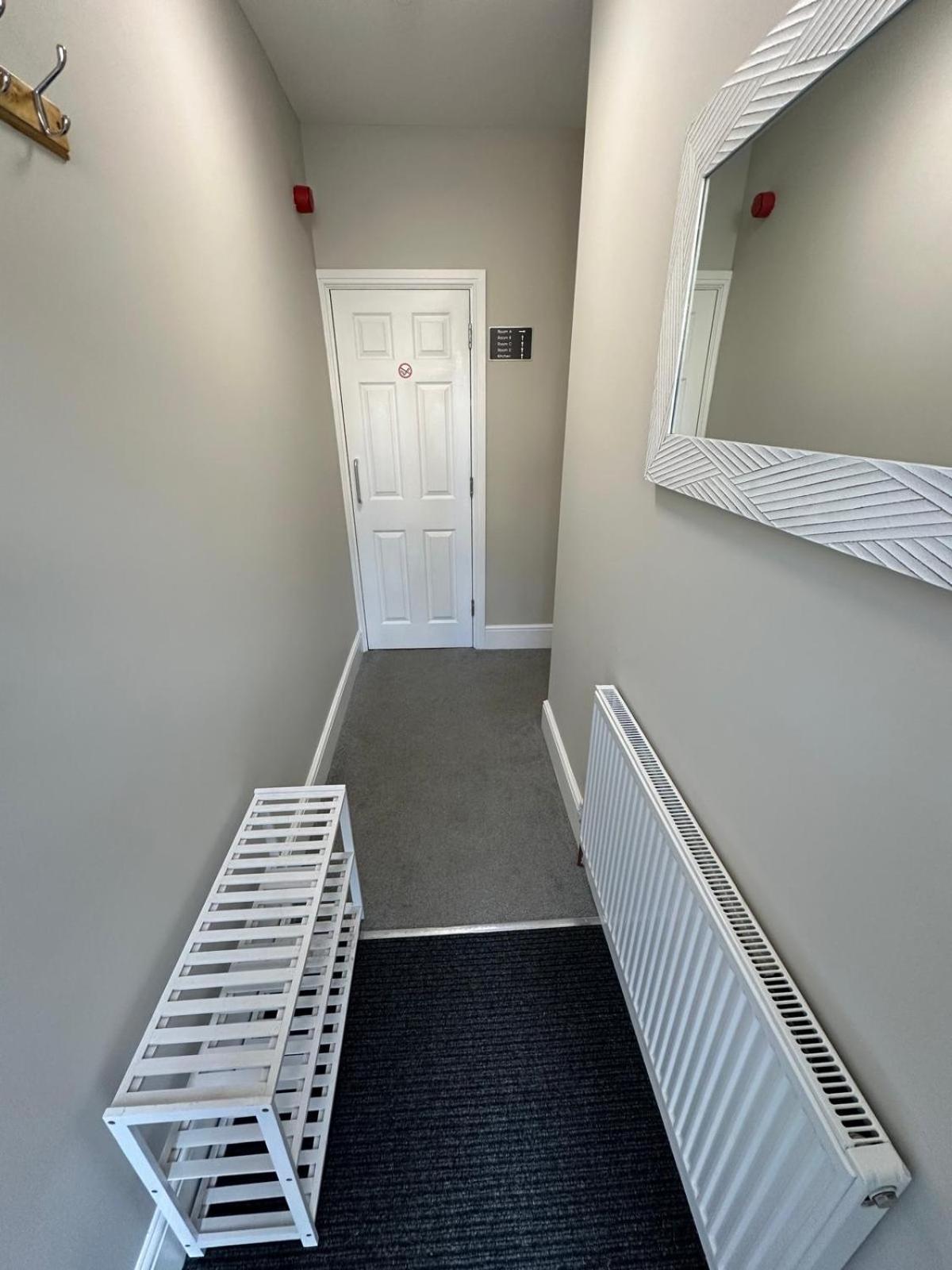 Private & Modern En-Suite Rooms Town Centre Self Check-In Barnsley Esterno foto